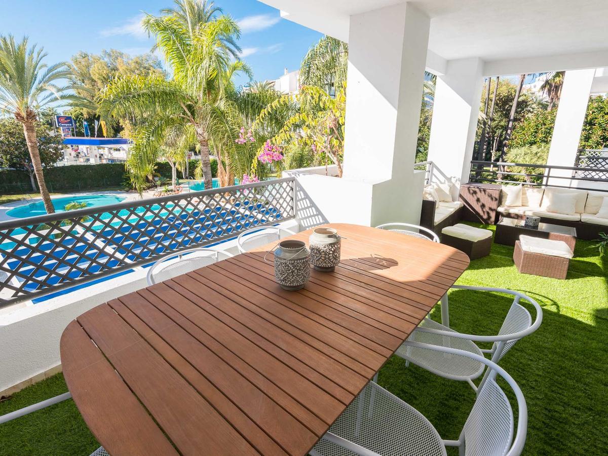 Vacation Marbella I Contemporary Central Apartment, Swimming-Pool, 24-7 Security, A Minute From The Marina, The Sea And Luxury Shopping Esterno foto